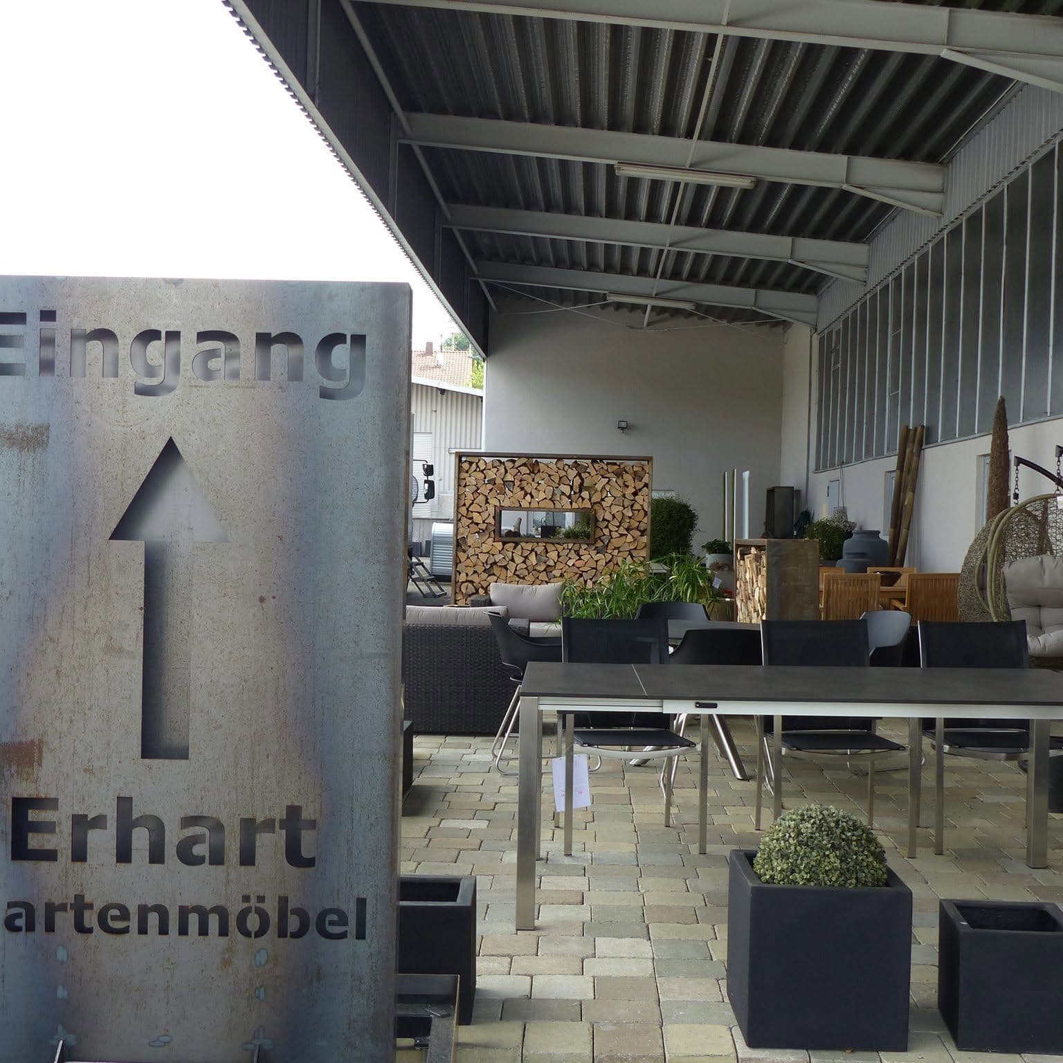 Stefan Erhart Gartenmöbel color logo