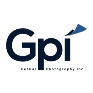 Geskus Photography color logo