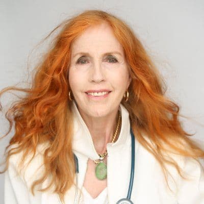 Dr Sandra Cabot color logo