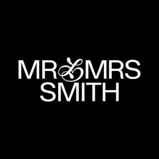 Mr & Mrs Smith color logo