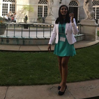 Anisha Desai 🧠color logo