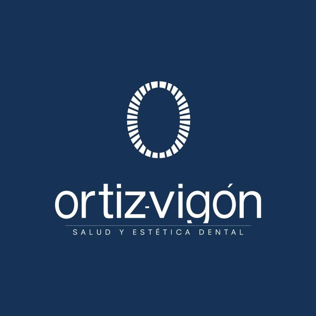 Clínica Ortiz-Vigón color logo