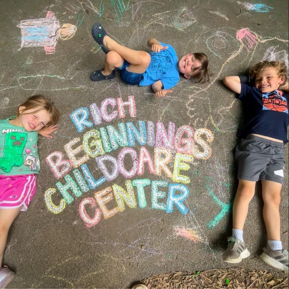 Rich Beginnings Child Care color logo