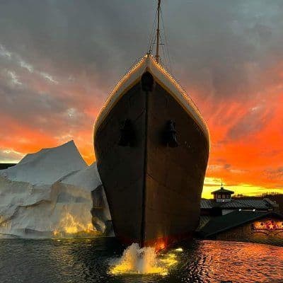 Titanic Museum color logo
