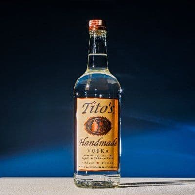TitosVodka color logo