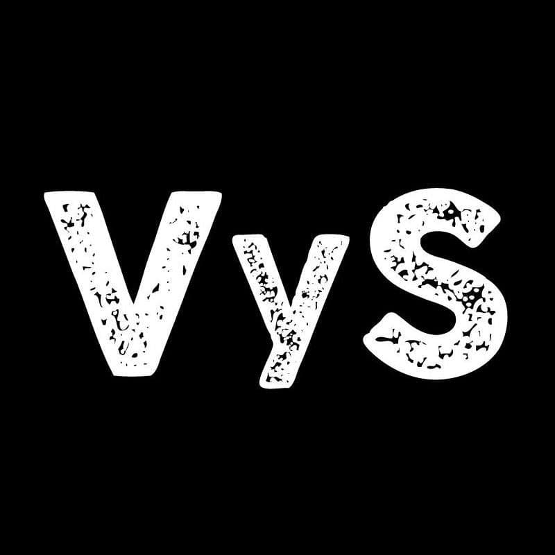 Vinos y Spirits color logo